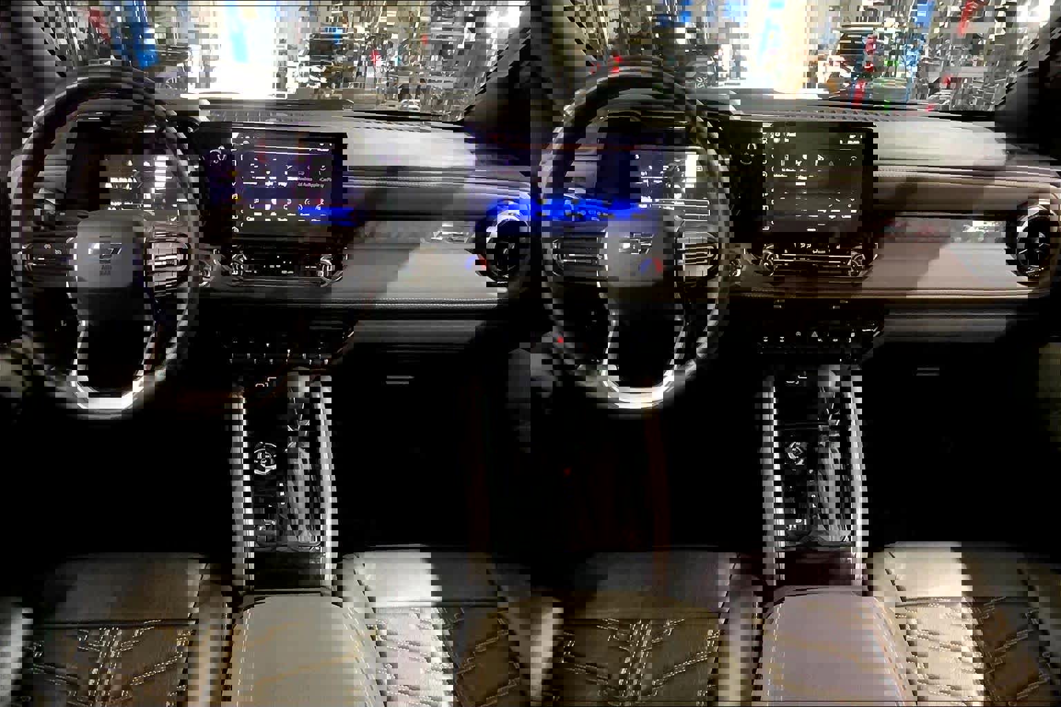 Certified 2024 Chevrolet Colorado ZR2 w/ ZR2 Bison Edition image 15