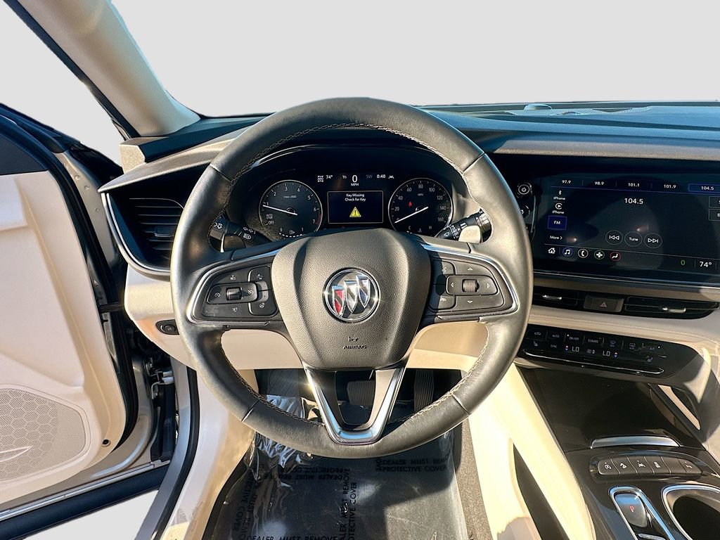 Used 2023 Buick Envision Essence image 11