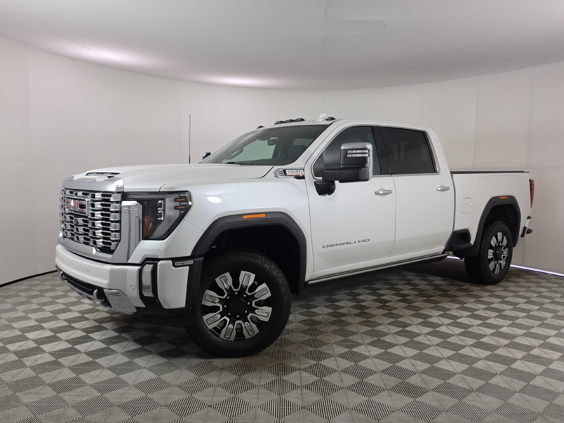 Used 2025 GMC Sierra 2500 Denali w/ Denali Reserve Package AWD/4WD 360° Tour