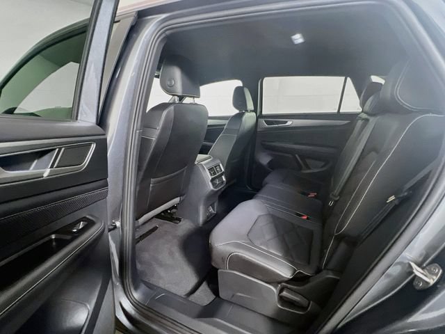 Used 2025 Volkswagen Atlas Cross Sport SE AWD/4WD image 20
