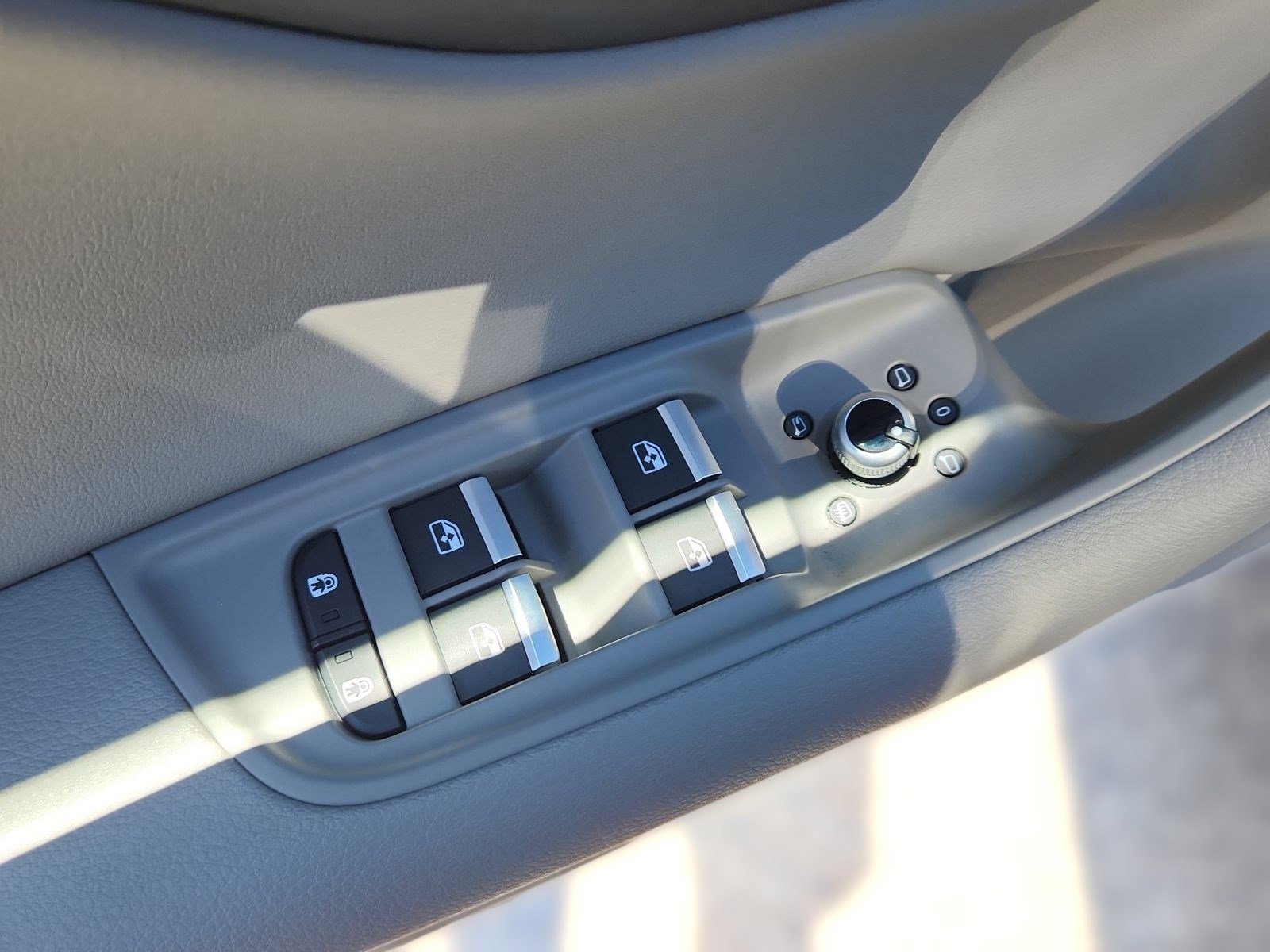 Used 2022 Audi Q7 2.0T Premium w/ Convenience Package image 19