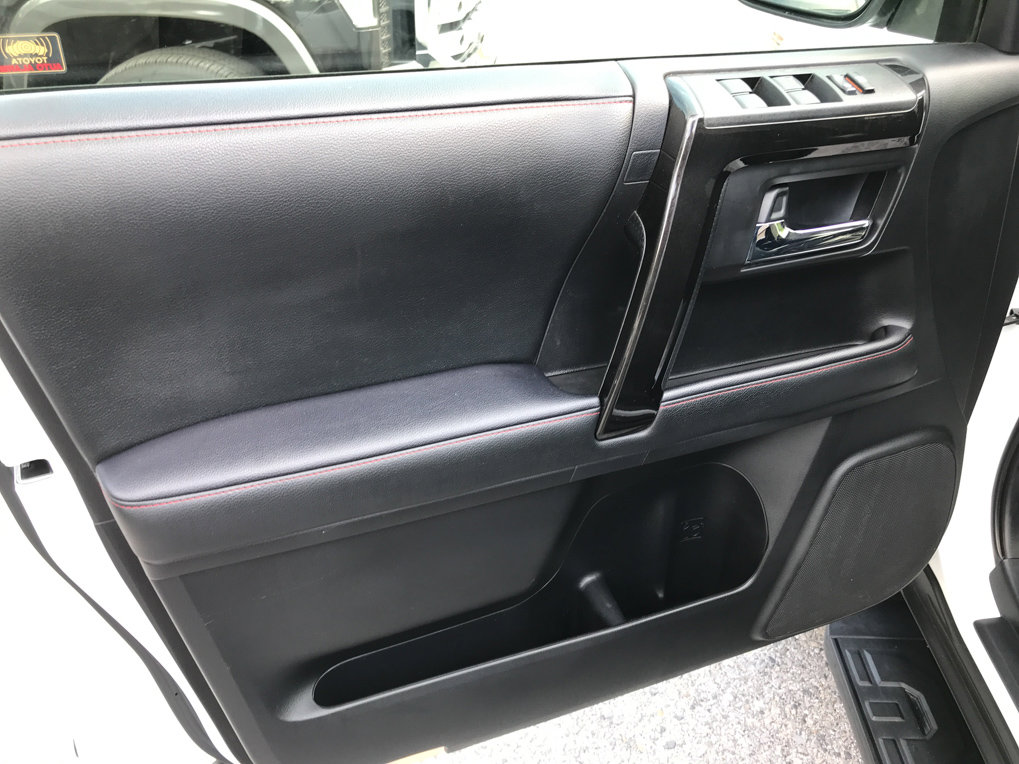 Used 2020 Toyota 4Runner TRD Off-Road image 10