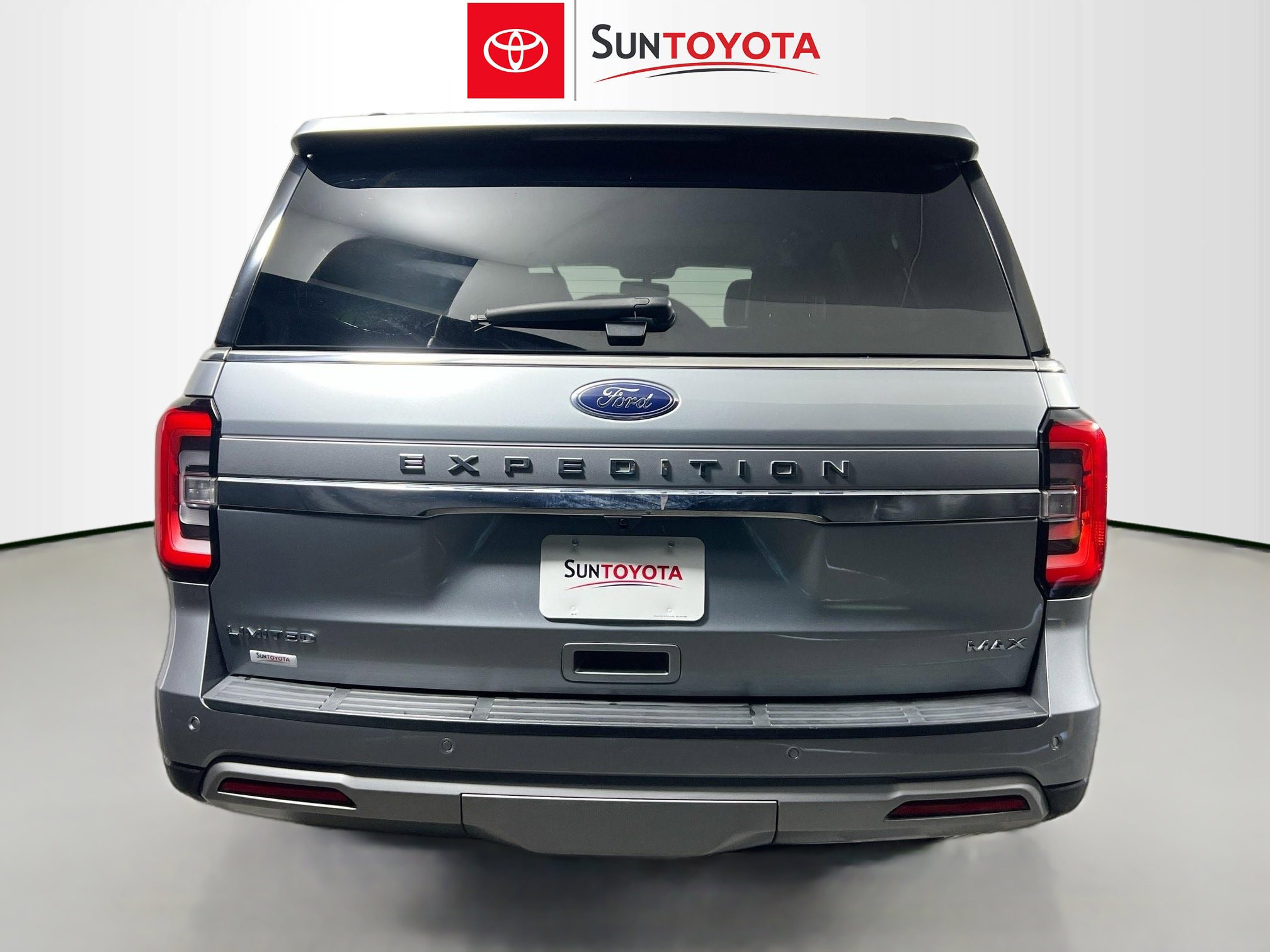 Used 2023 Ford Expedition Max Limited image 5