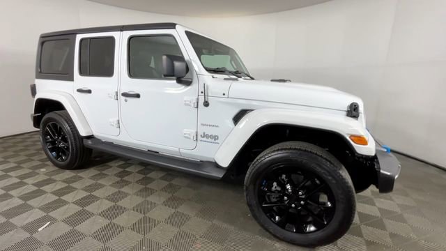 Used 2023 Jeep Wrangler Unlimited Sahara w/ Cold Weather Group AWD/4WD video 2