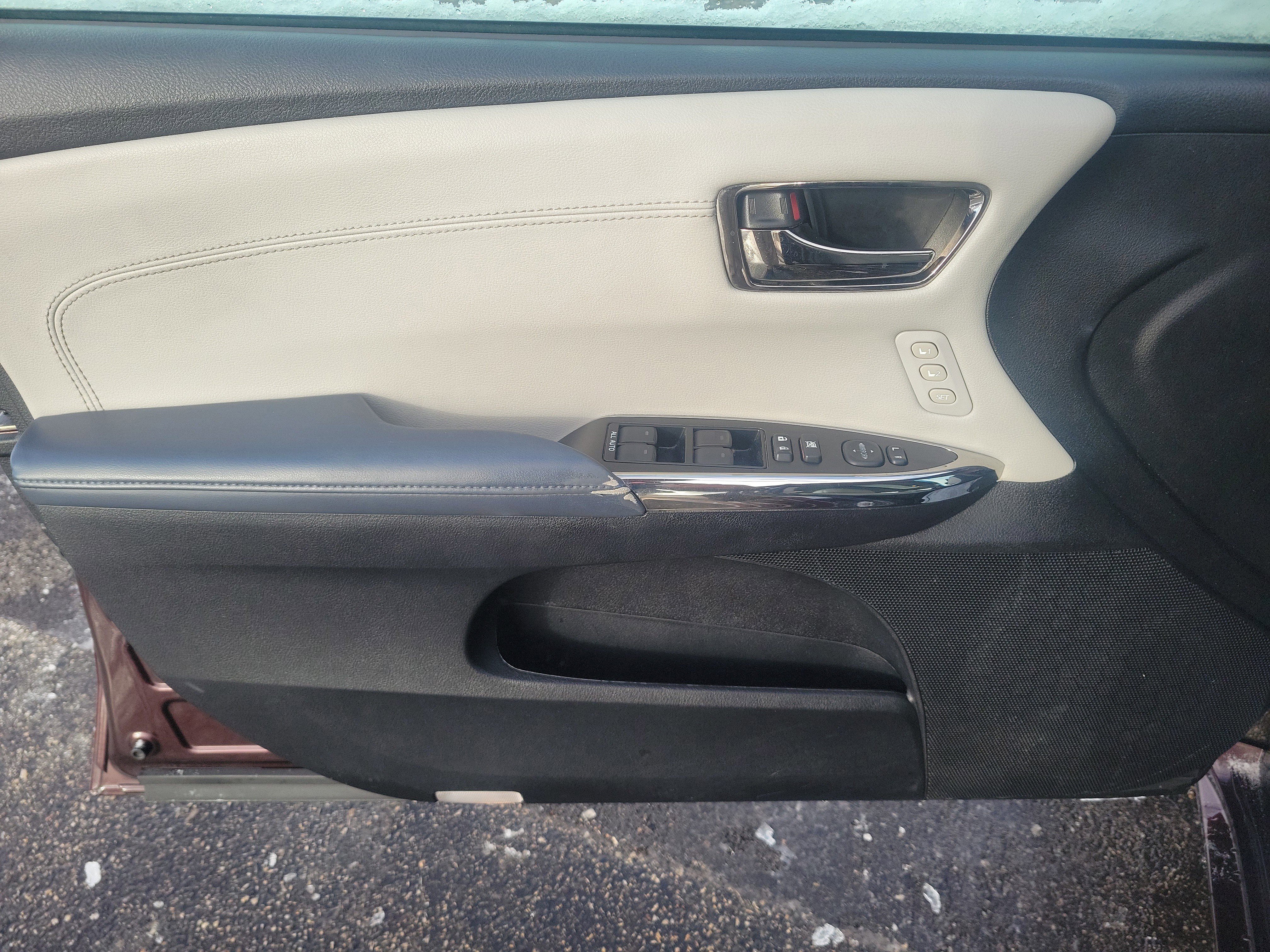 Used 2015 Toyota Avalon XLE Touring image 18