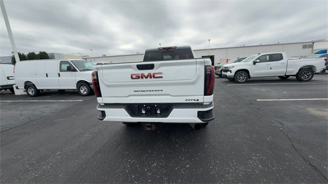 Used 2024 GMC Sierra 2500 AT4 w/ AT4 Premium Plus Package image 7
