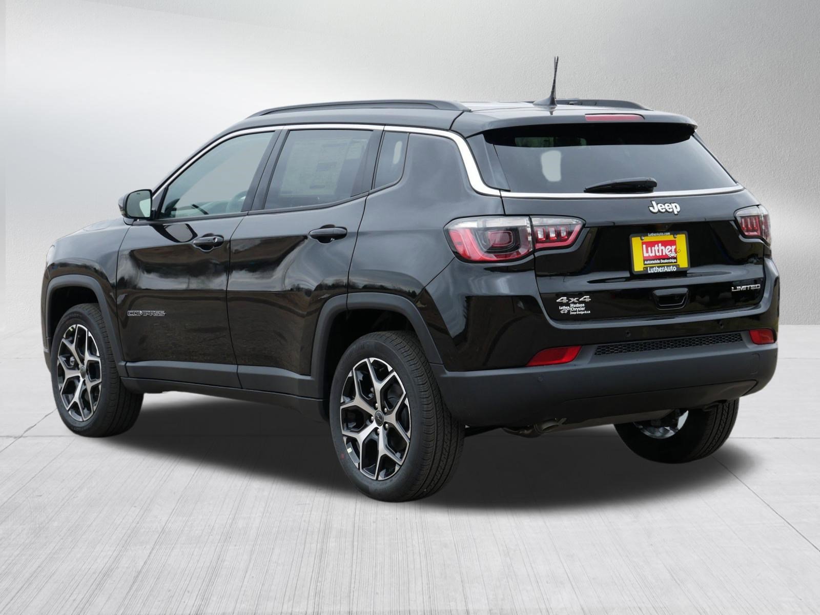 New 2026 Jeep Compass Limited image 3