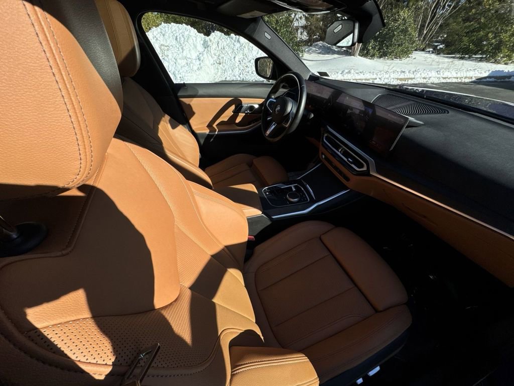 Used 2023 BMW 330i xDrive Sedan w/ M Sport Package image 36