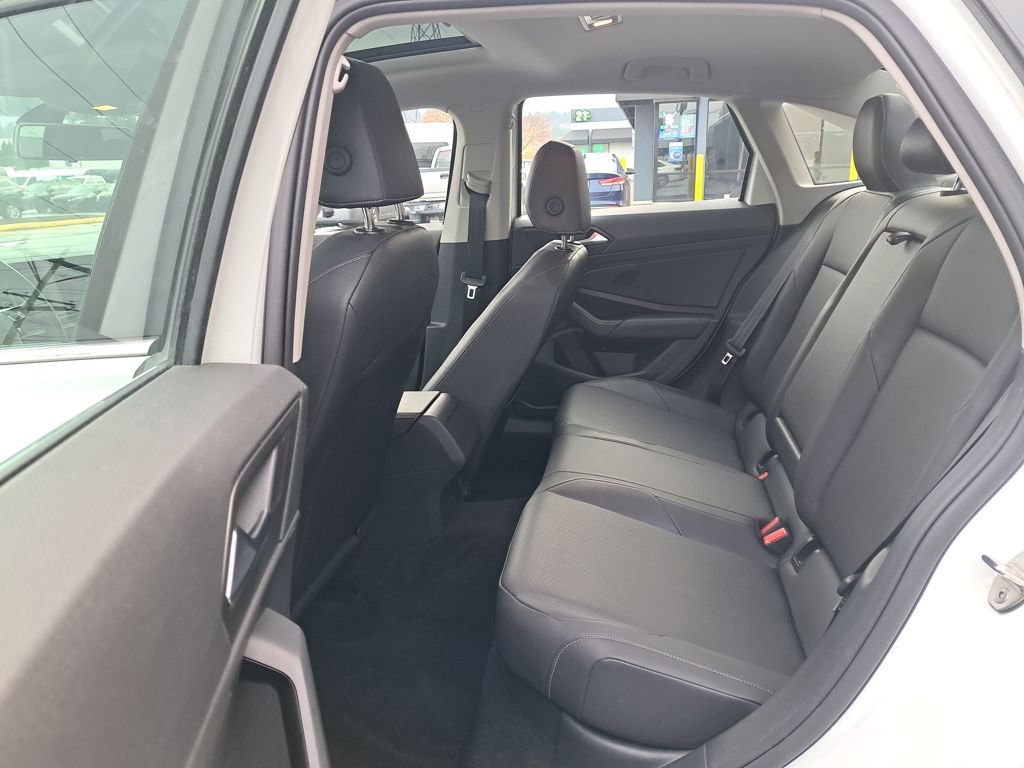 Used 2019 Volkswagen Jetta SE image 14