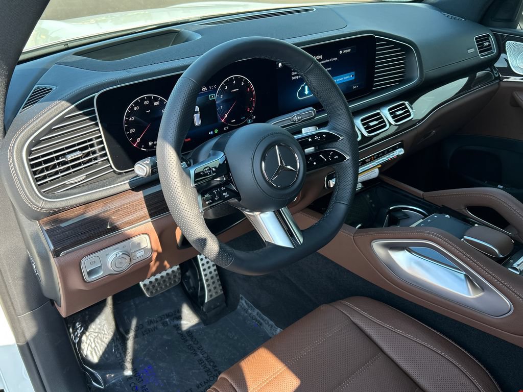New 2026 Mercedes-Benz GLS 450 4MATIC image 16
