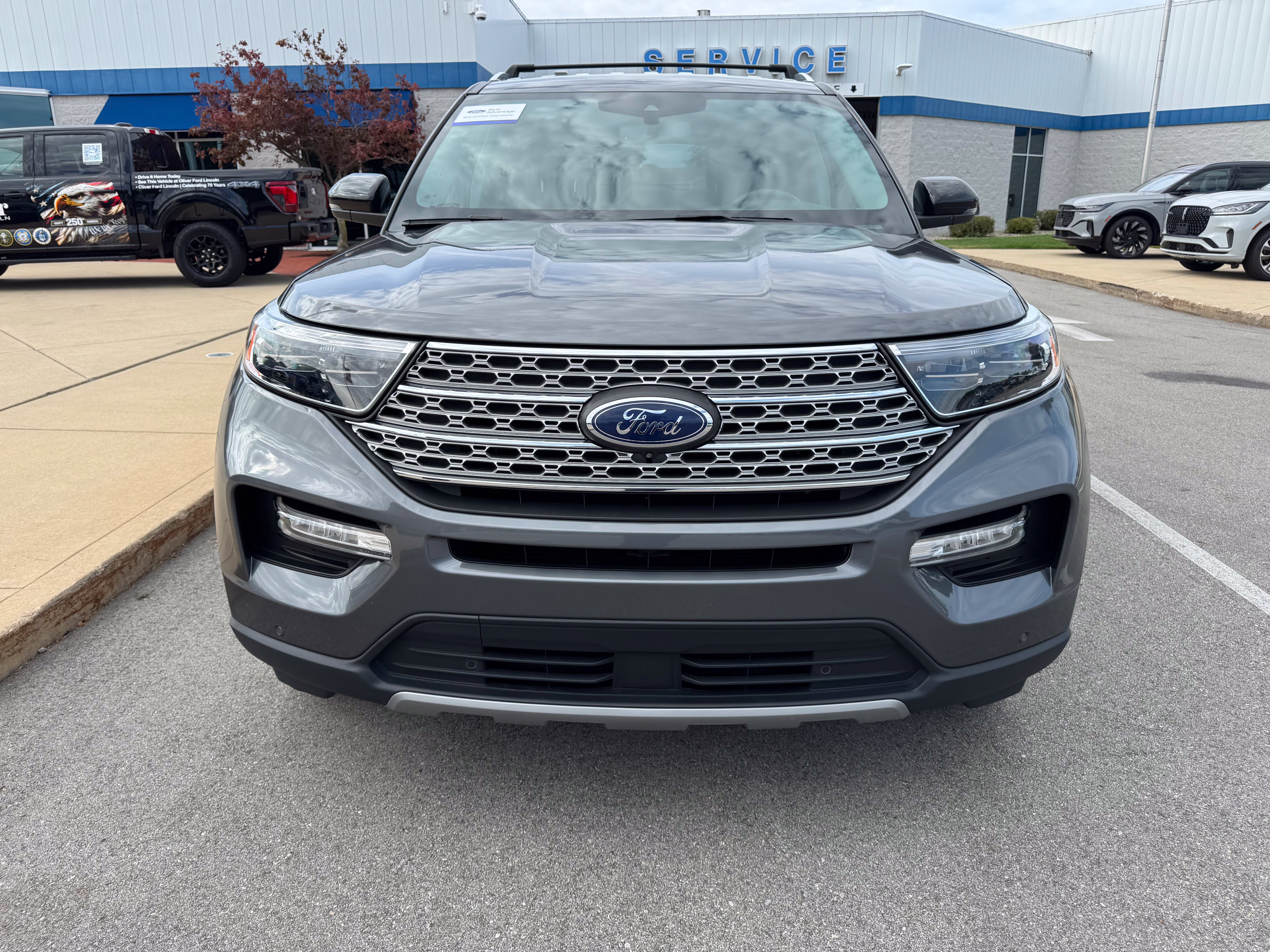 Certified 2023 Ford Explorer Limited w/ Hybrid Equipment Group 310A AWD/4WD image 2