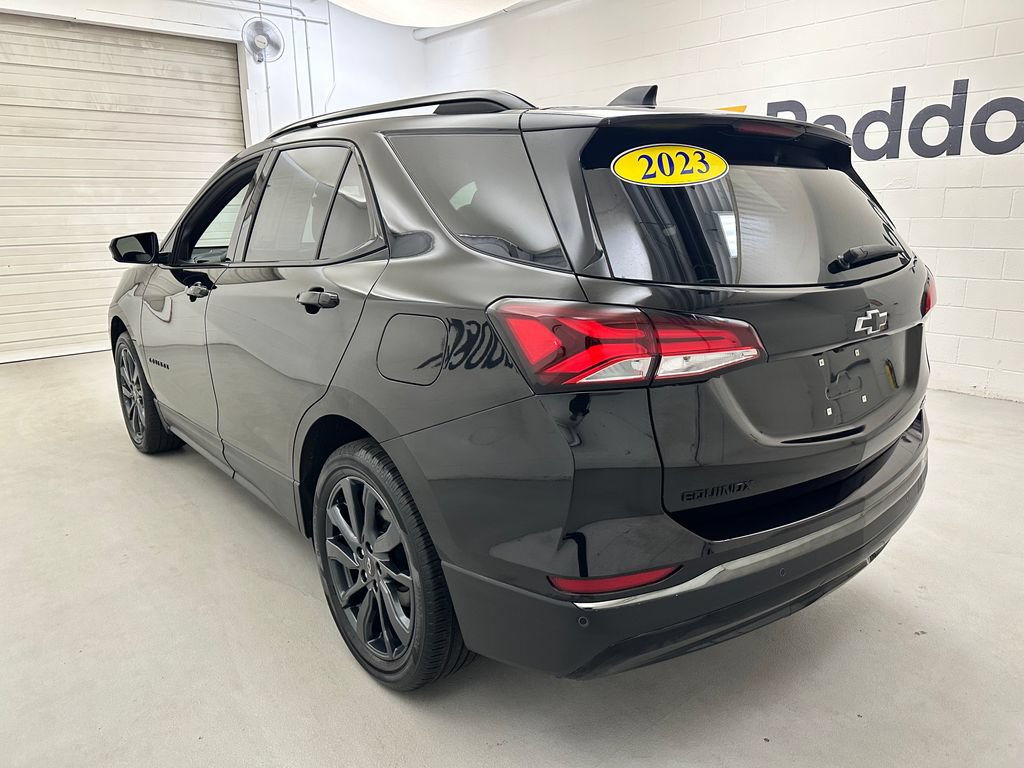 Used 2023 Chevrolet Equinox RS w/ LPO, Floor Liner Package FWD image 6