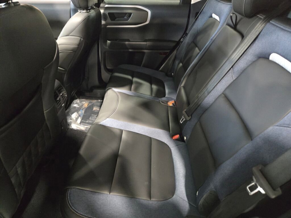New 2025 Ford Bronco Sport Outer Banks w/ Outer Banks Tech Package+ AWD/4WD image 19