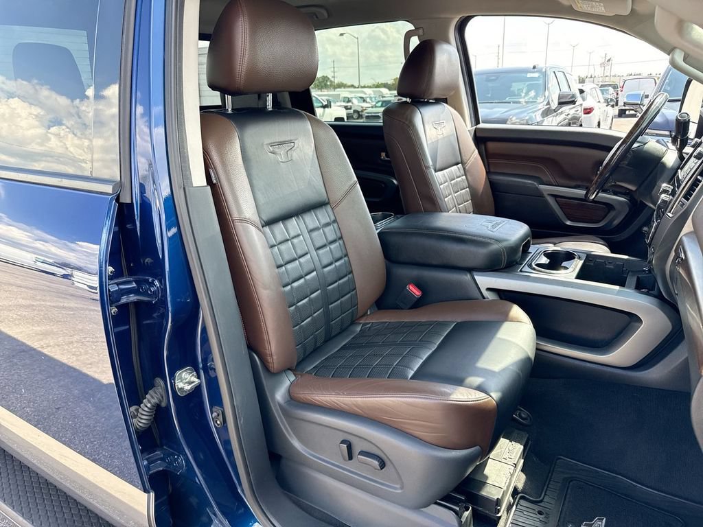 Used 2017 Nissan Titan Platinum Reserve AWD/4WD image 25
