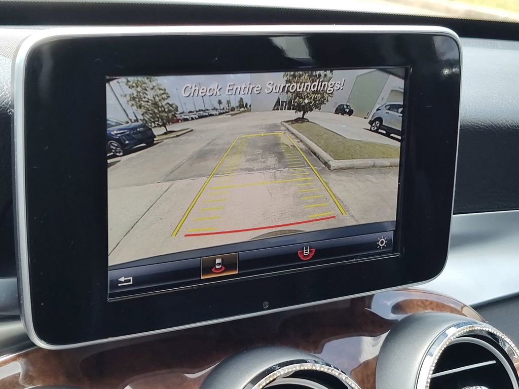 Used 2017 Mercedes-Benz C 300 Sedan image 31
