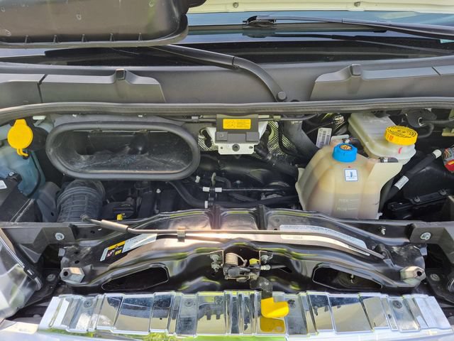Used 2025 RAM ProMaster 2500 w/ U-Haul Equipment Group FWD image 19