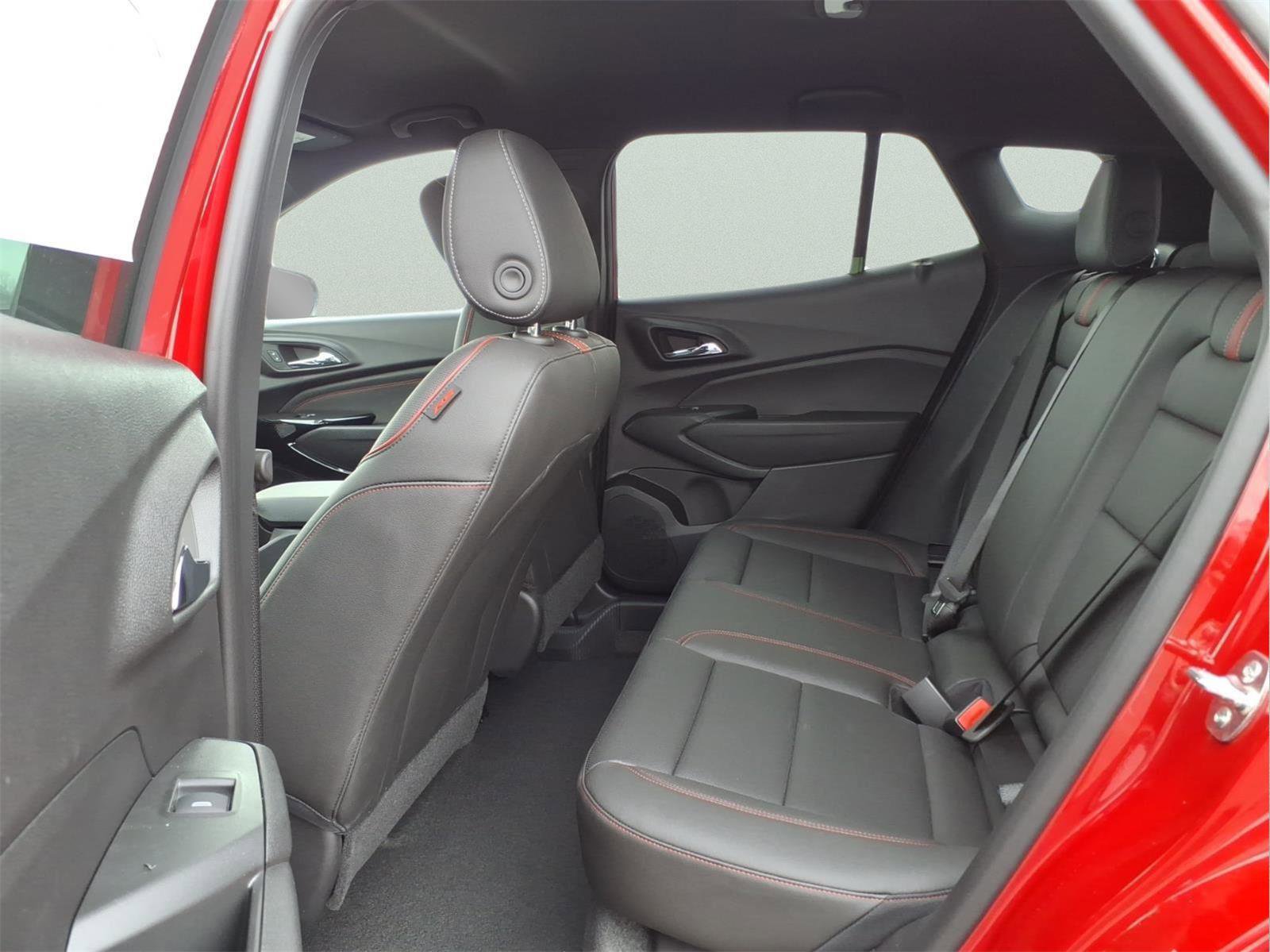 New 2026 Chevrolet Trax RS image 10