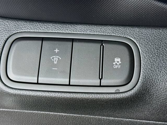 New 2026 Hyundai Venue SEL FWD image 20