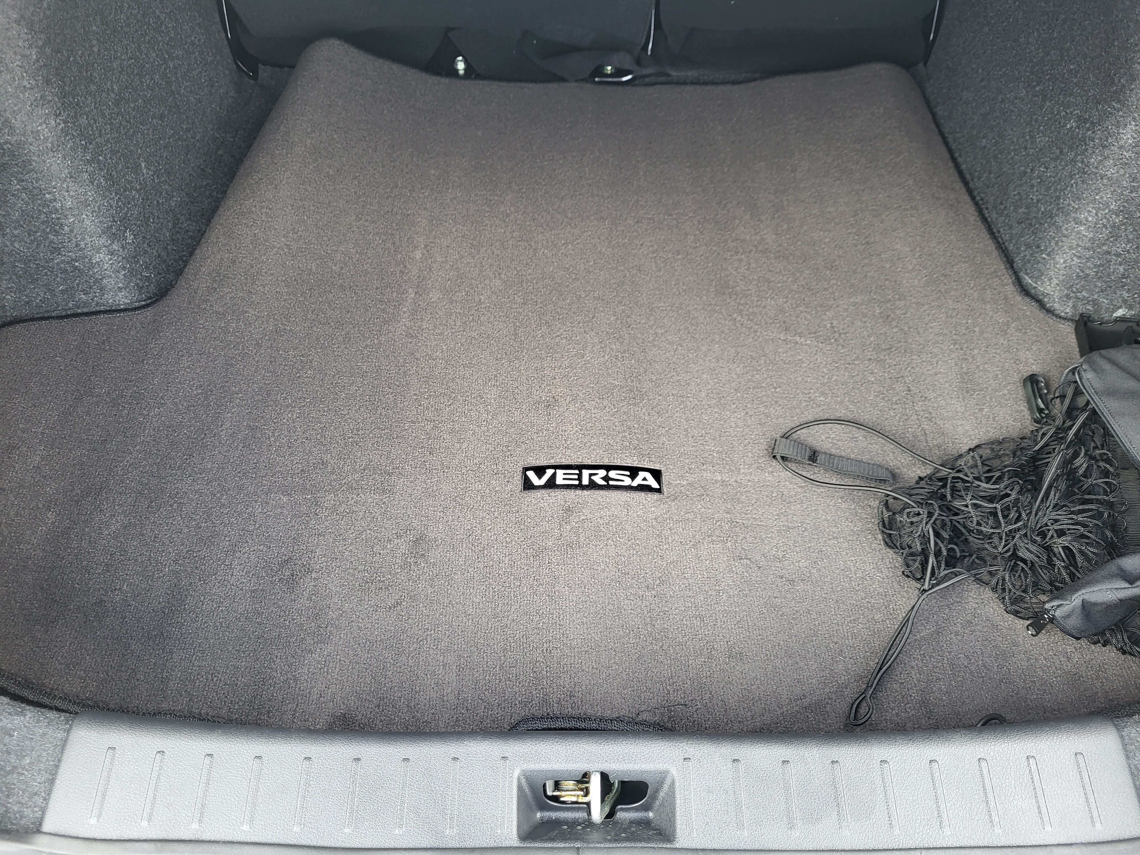 Certified 2025 Nissan Versa SR w/ Trunk Package FWD image 9
