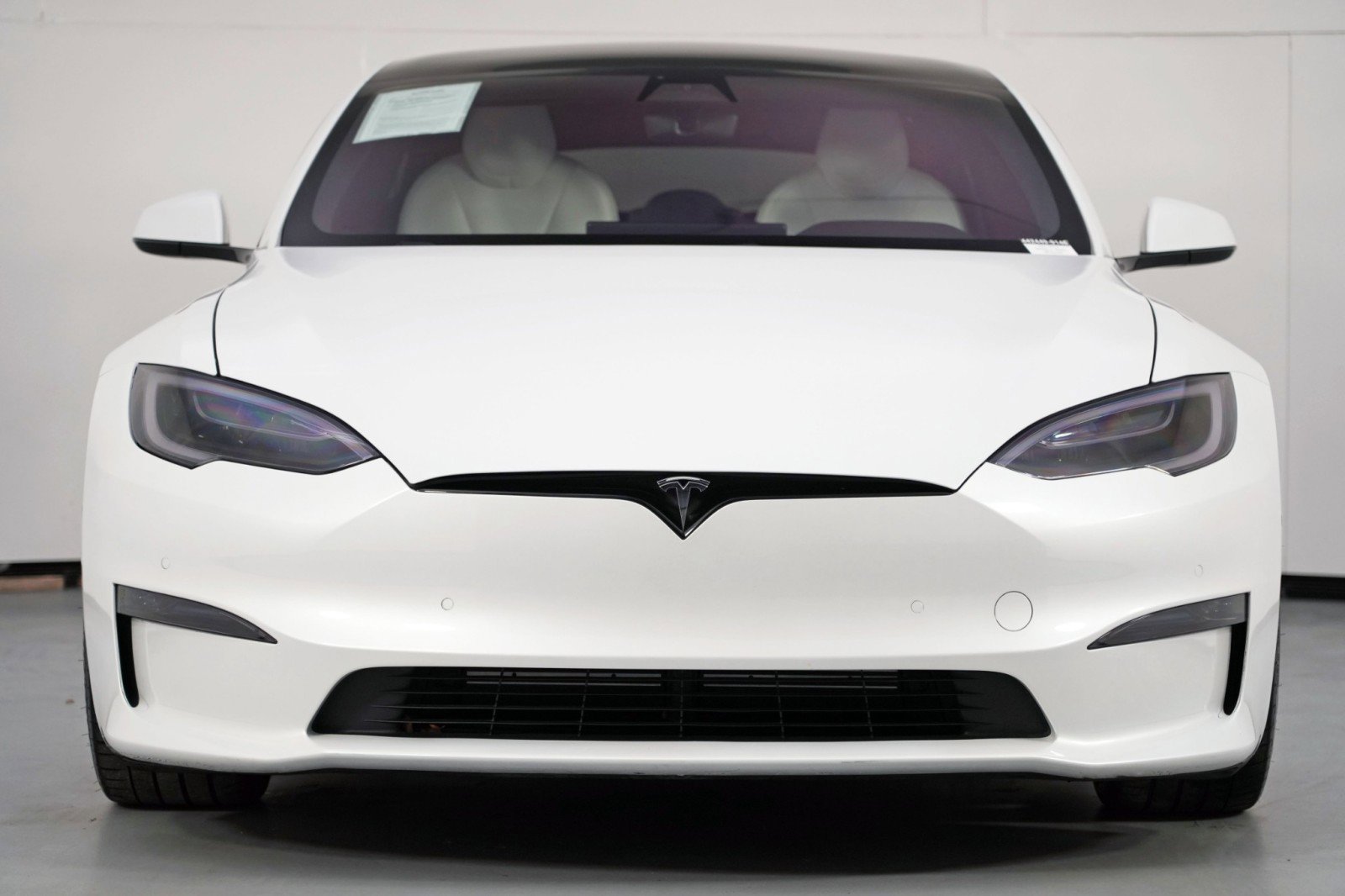 Used 2021 Tesla Model S Plaid image 7