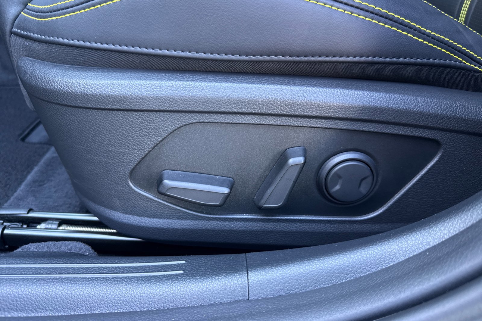 Used 2025 Kia K5 GT w/ GT1 Package image 14