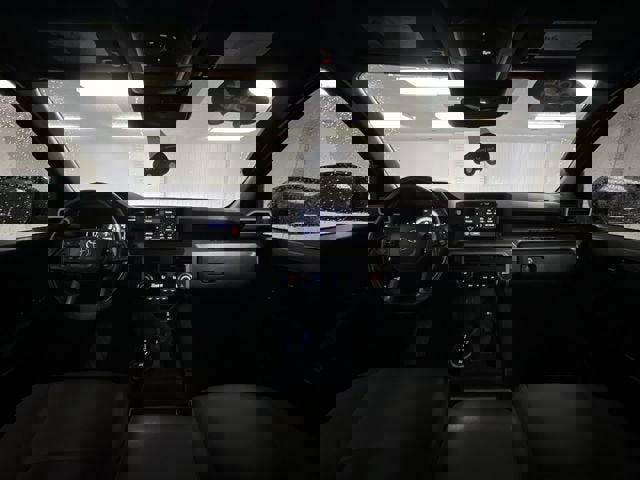 Used 2025 Toyota Tacoma SR5 image 19