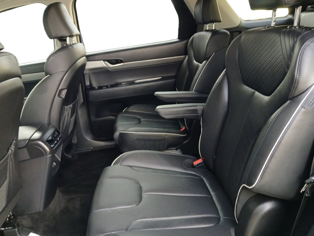 Used 2025 Hyundai Palisade SEL FWD image 22