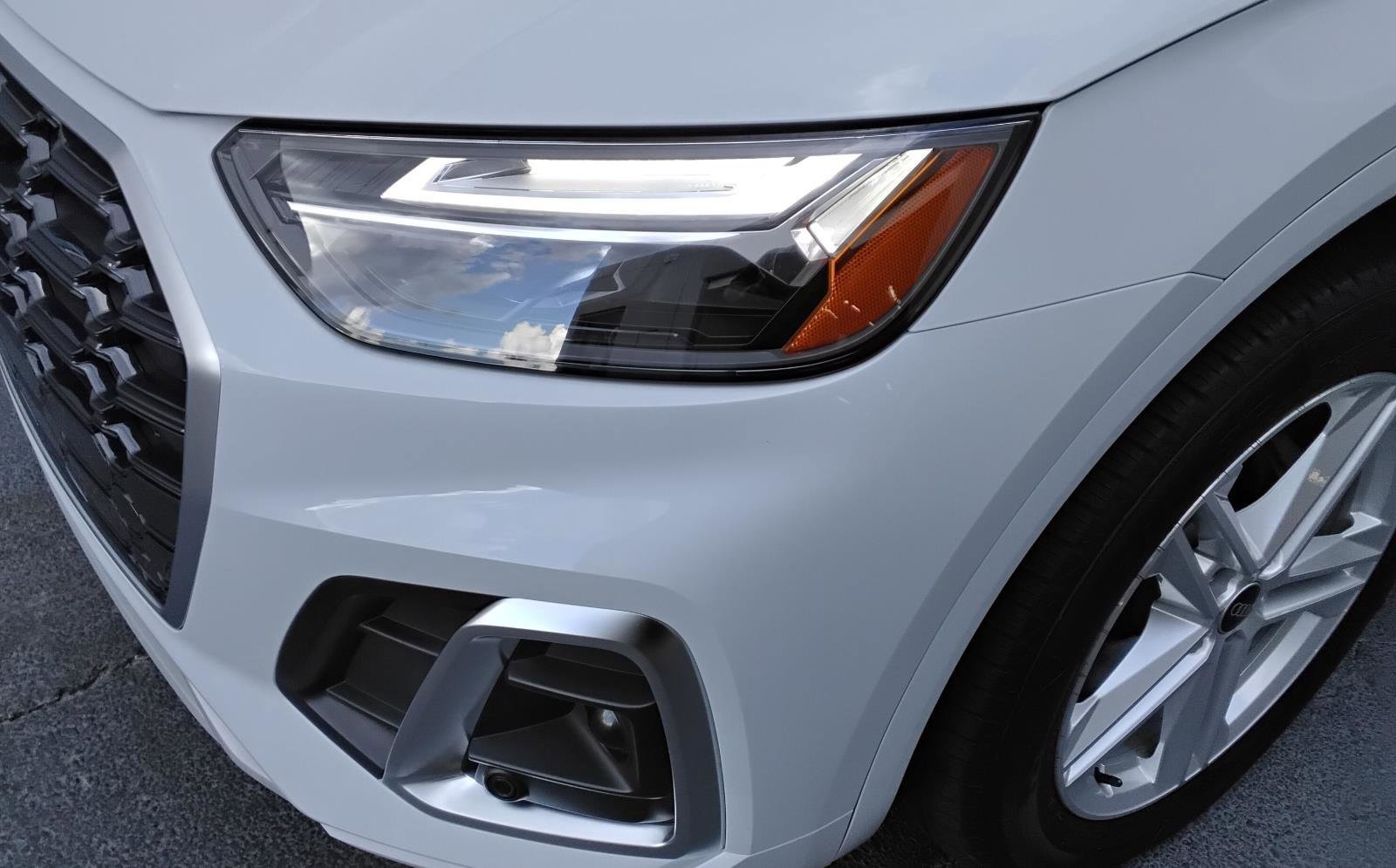 Certified 2024 Audi Q5 e Premium w/ Convenience Package image 8