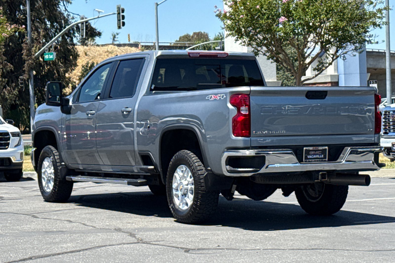 Used 2025 Chevrolet Silverado 3500 LT AWD/4WD image 7