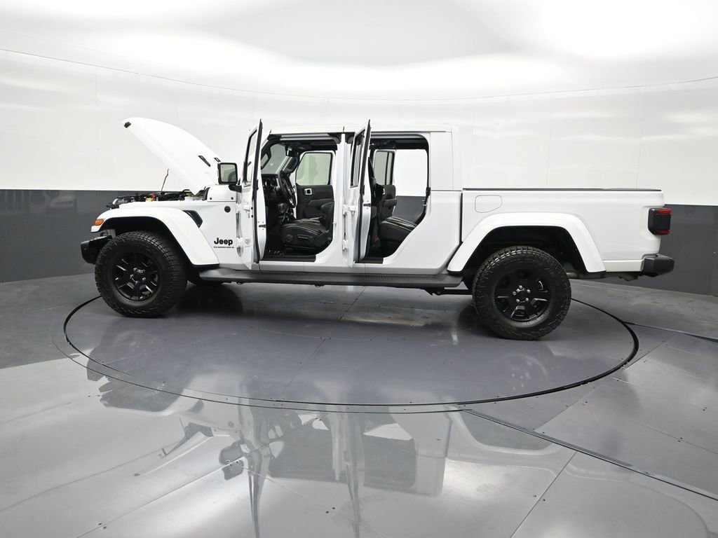 Used 2023 Jeep Gladiator Overland image 33