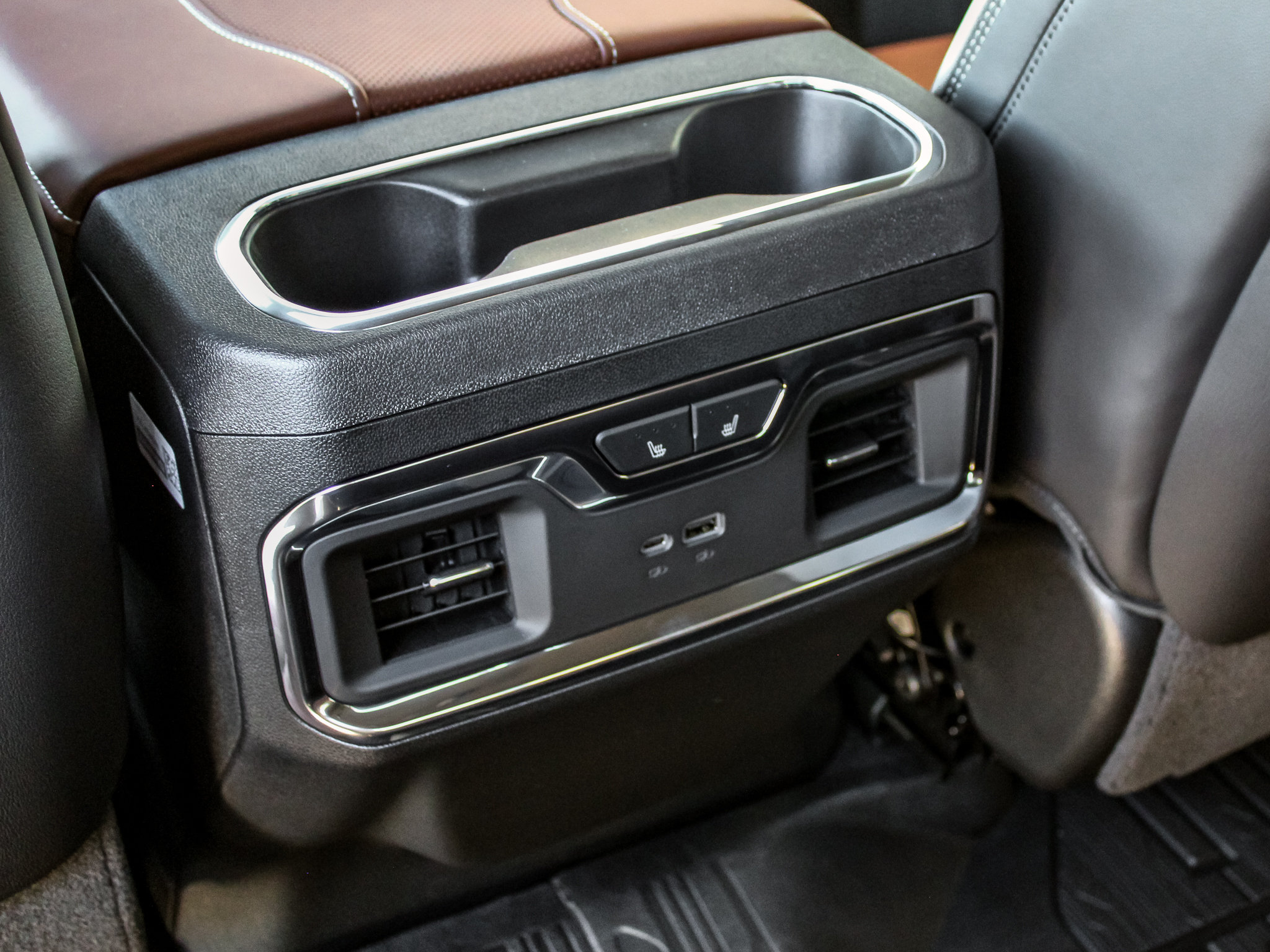 New 2026 GMC Sierra 2500 Denali Ultimate AWD/4WD image 28