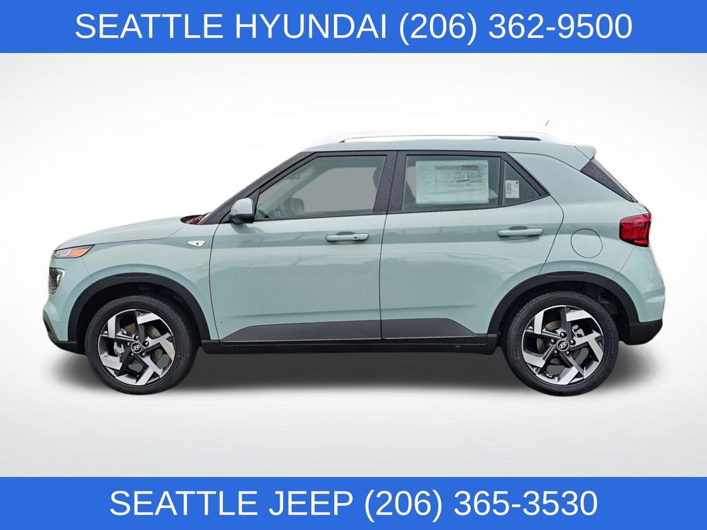 Used 2026 Hyundai Venue SEL image 2
