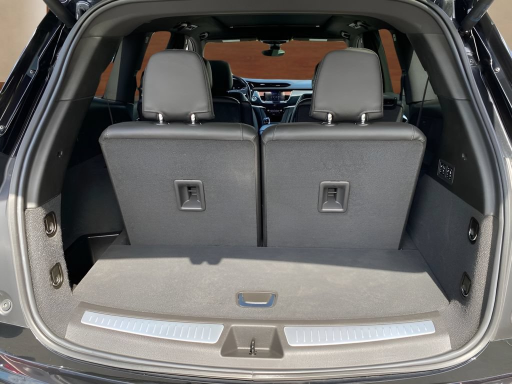 Certified 2024 Cadillac XT6 Premium Luxury w/ Technology Package AWD/4WD image 13