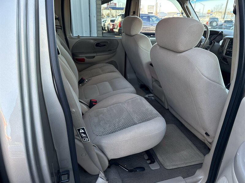 Used 2003 Ford F150 XLT AWD/4WD image 19