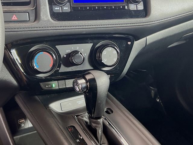 Used 2022 Honda HR-V LX image 11