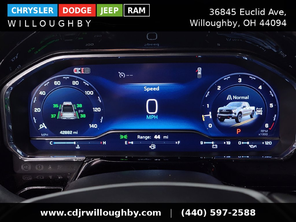 Used 2024 Chevrolet Silverado 1500 LT Trail Boss w/ Convenience Package II AWD/4WD image 18