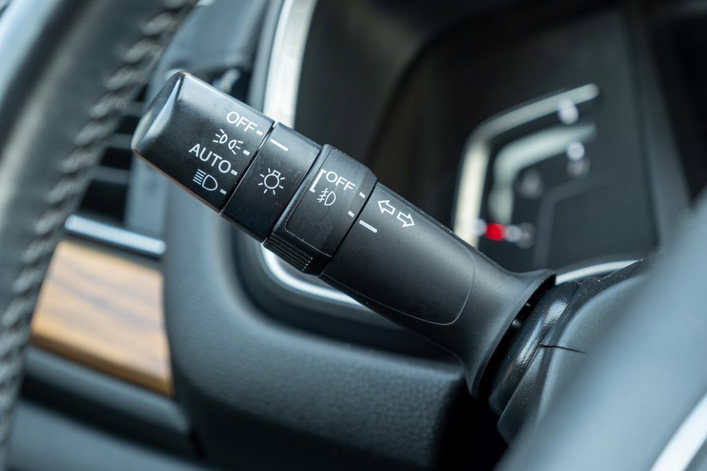 Used 2018 Honda CR-V Touring image 13