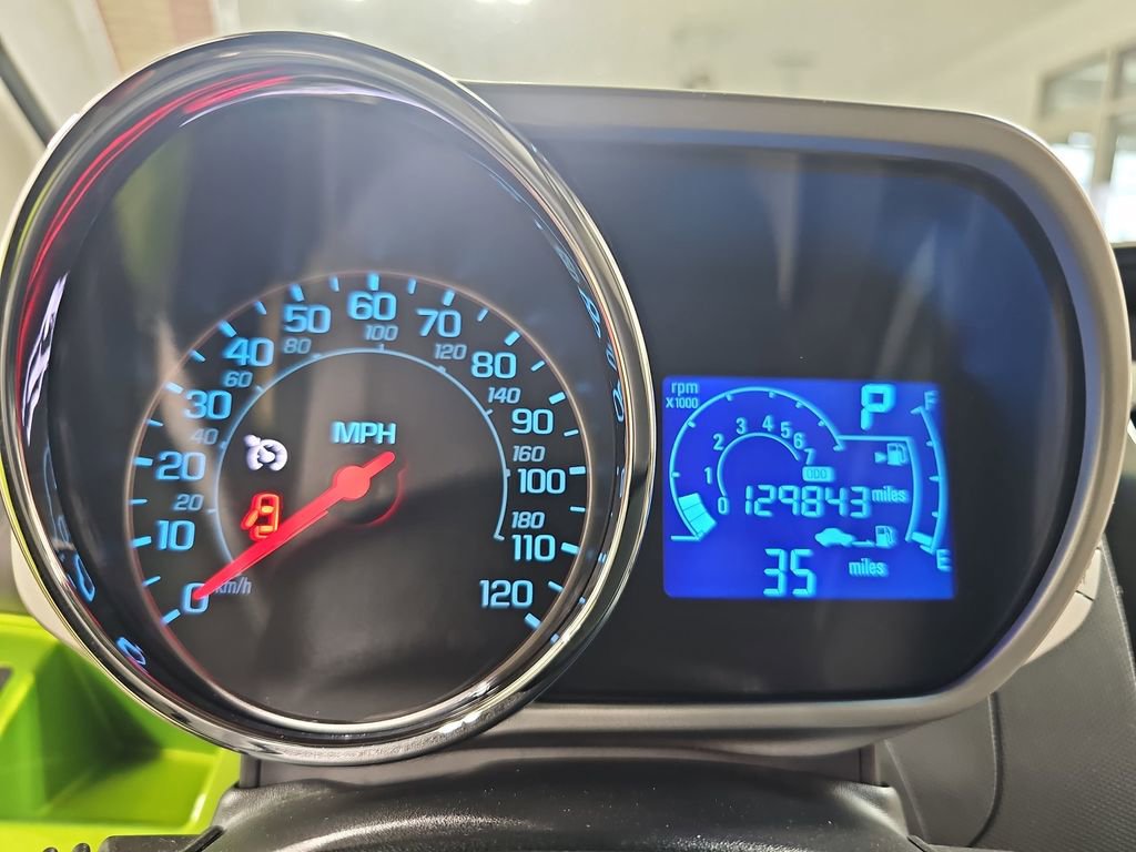 Used 2014 Chevrolet Spark LT image 25