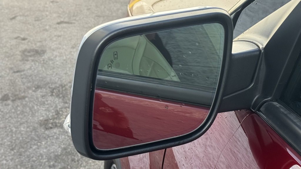 Used 2017 Ford Explorer Platinum image 17