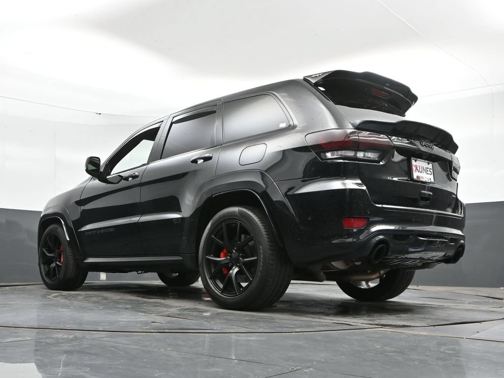 Used 2020 Jeep Grand Cherokee SRT w/ Trailer Tow Group IV AWD/4WD image 50
