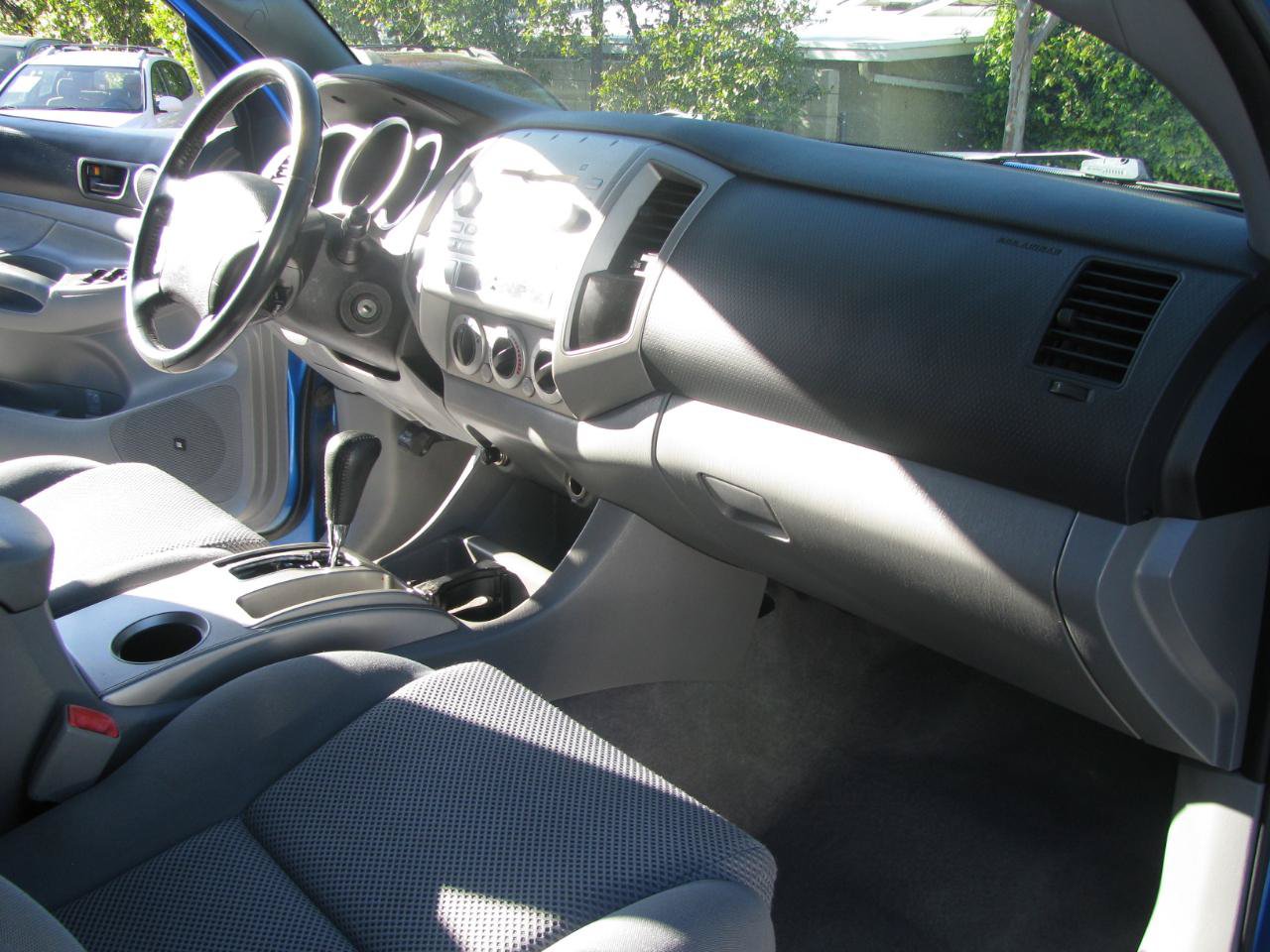 Used 2005 Toyota Tacoma PreRunner RWD image 14