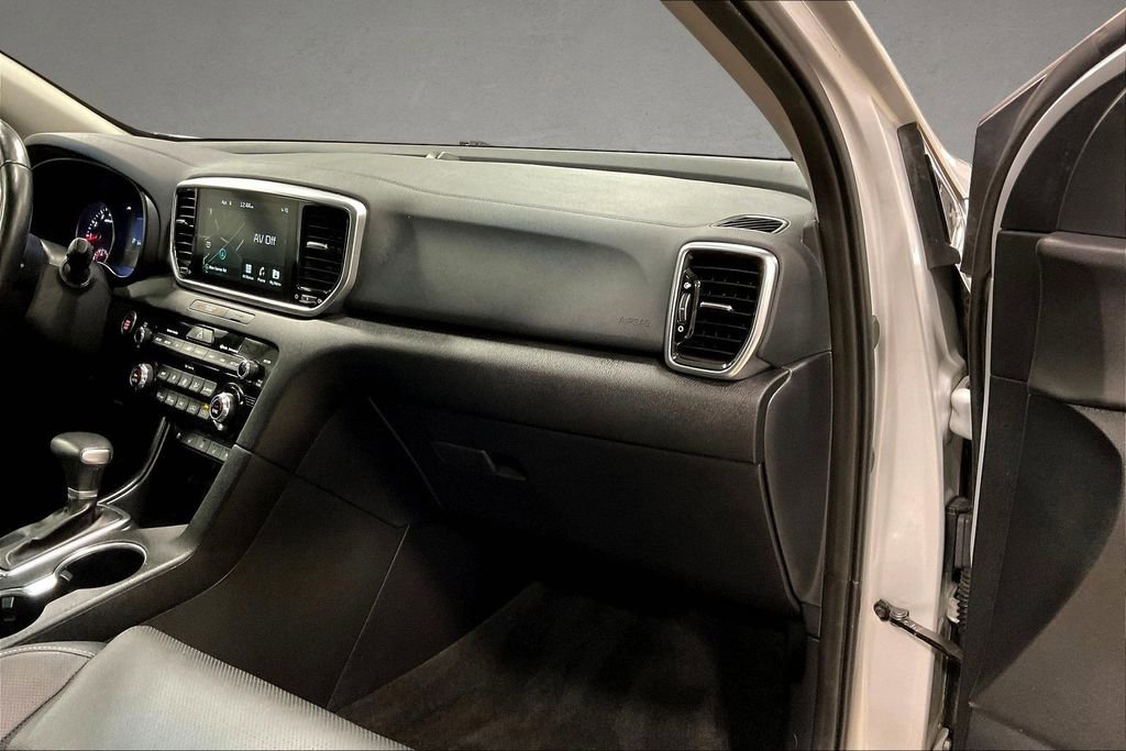 Used 2020 Kia Sportage EX w/ Option Group 15 image 25