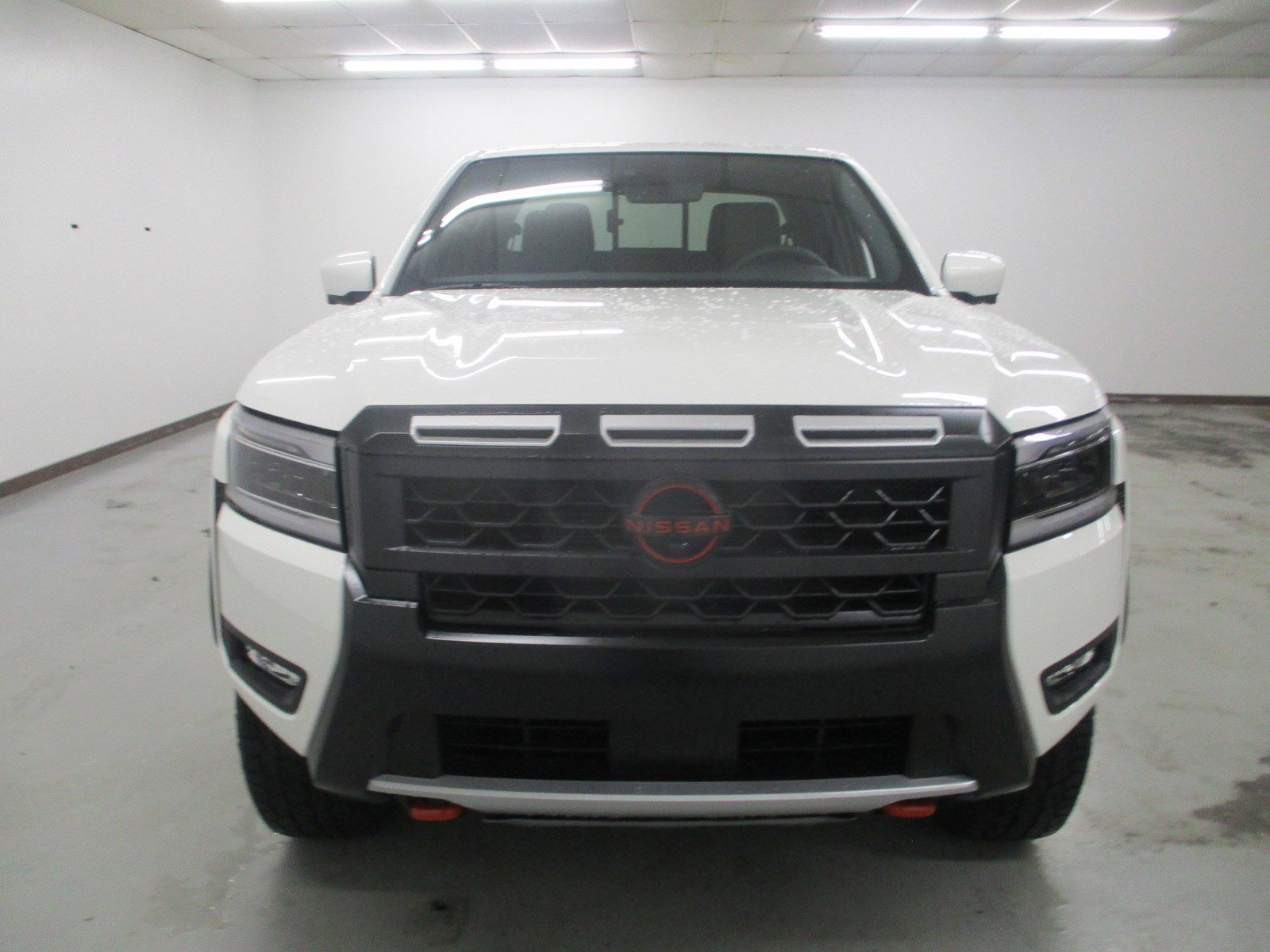 New 2025 Nissan Frontier PRO-4X w/ Pro Premium Package image 2