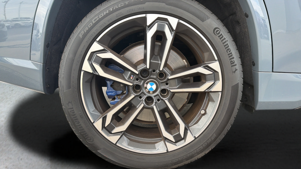 Used 2025 BMW X1 M35i w/ Premium Package AWD/4WD image 13