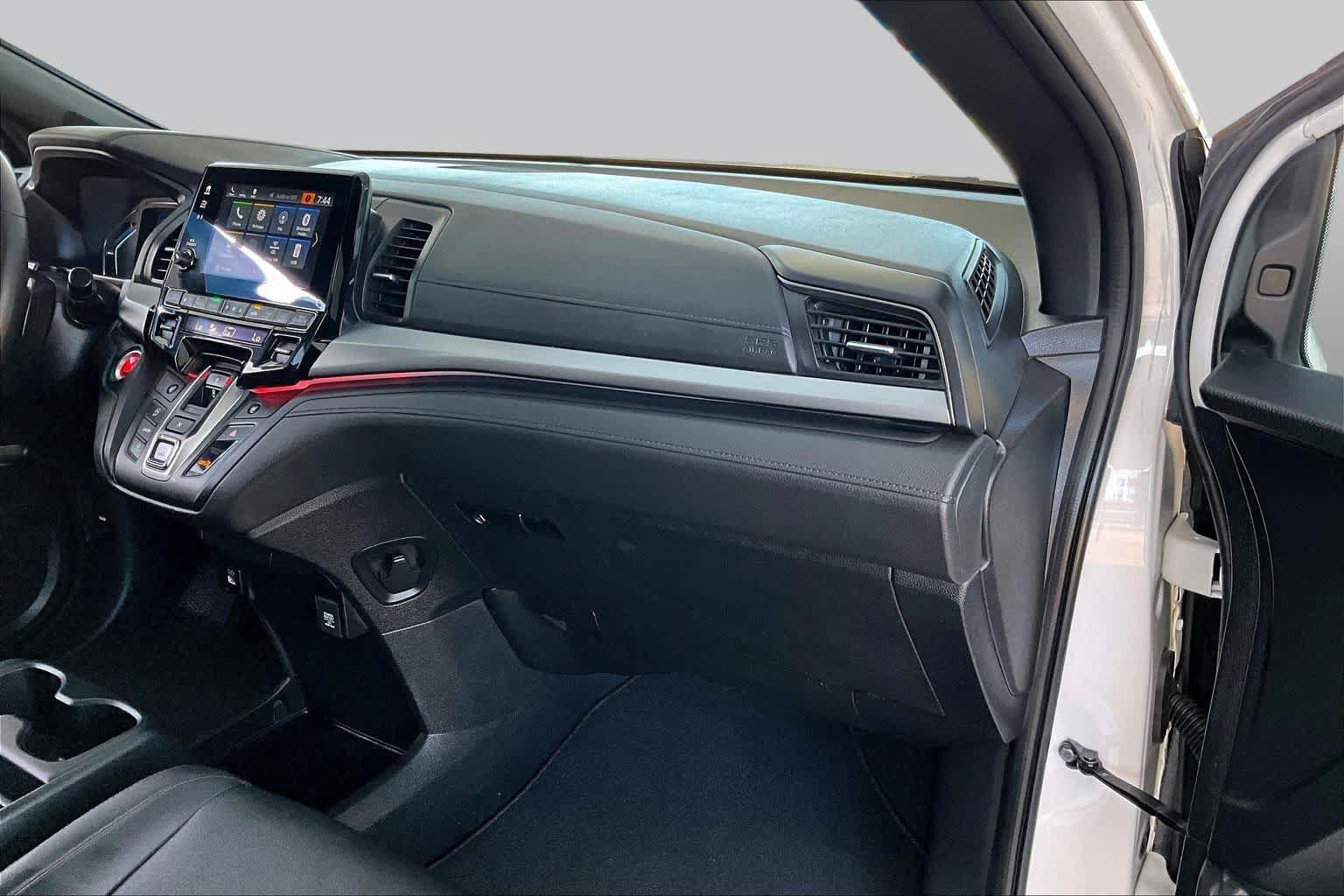 Used 2023 Honda Odyssey Sport image 19