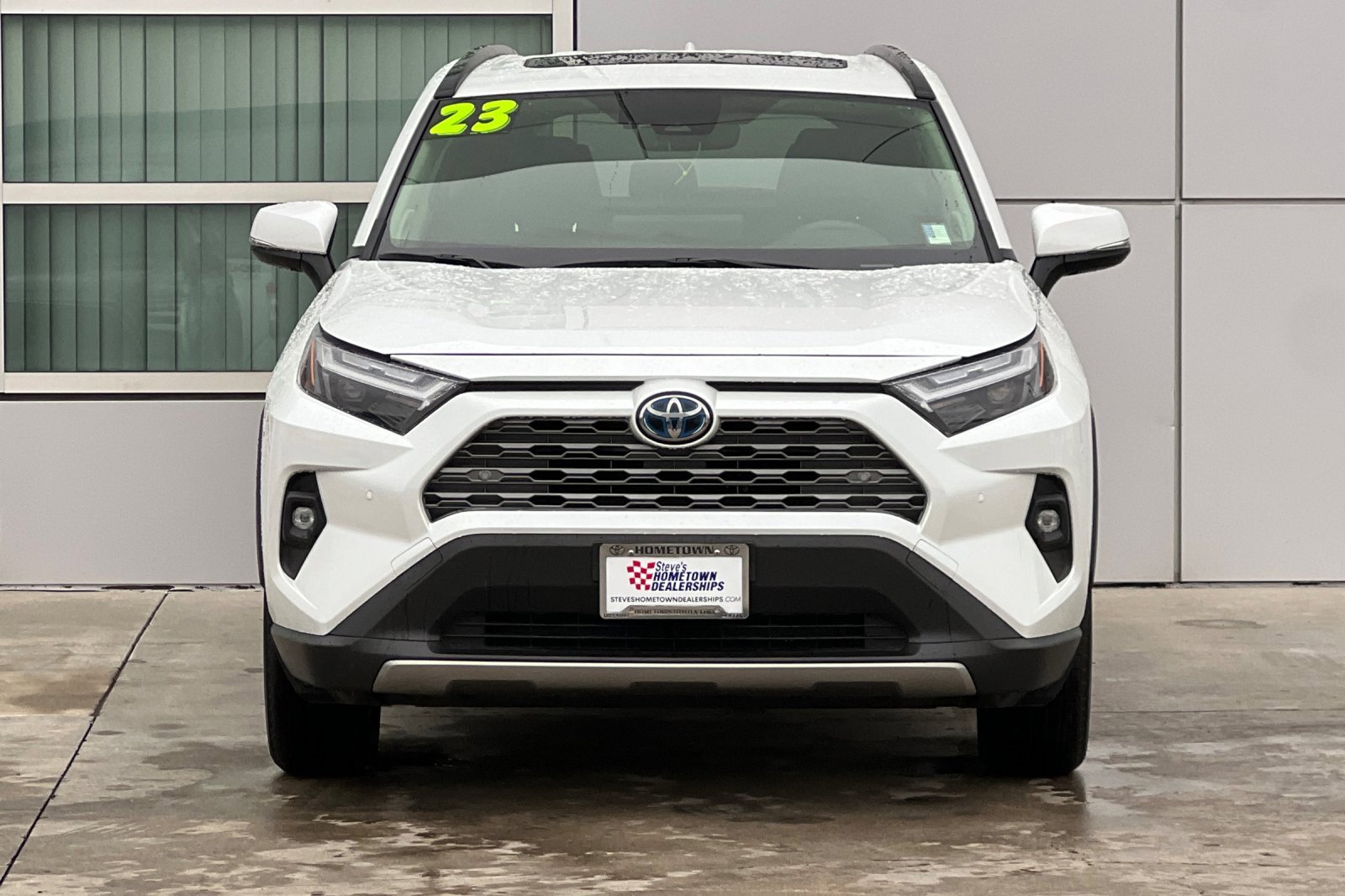 Used 2023 Toyota RAV4 Limited w/ Limited Grade Weather Package image 6