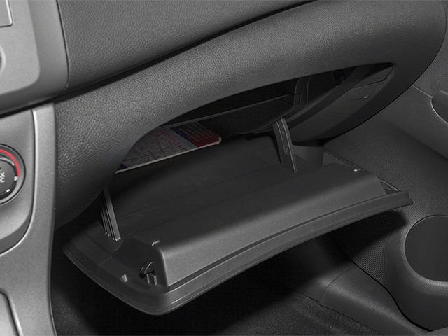 Used 2014 Nissan Sentra SV FWD image 19