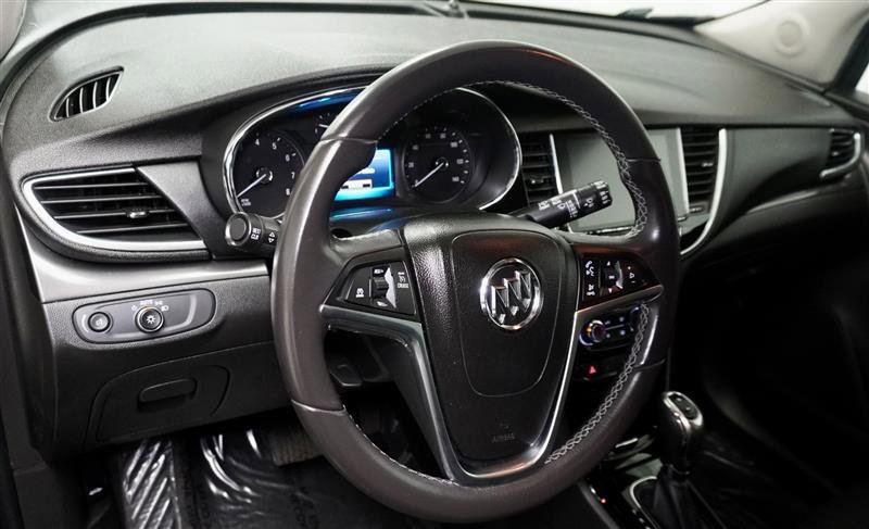 Used 2020 Buick Encore Preferred image 11