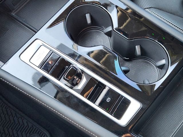 New 2024 Volkswagen Atlas SE image 15