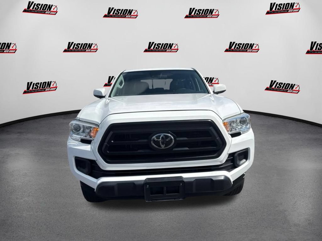 Used 2020 Toyota Tacoma SR AWD/4WD image 2
